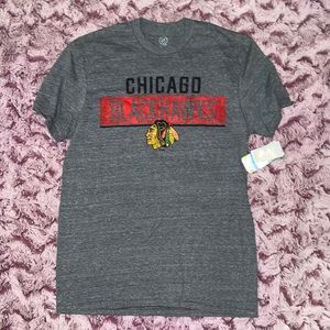 Chicago Blackhawks grey NWT shirt